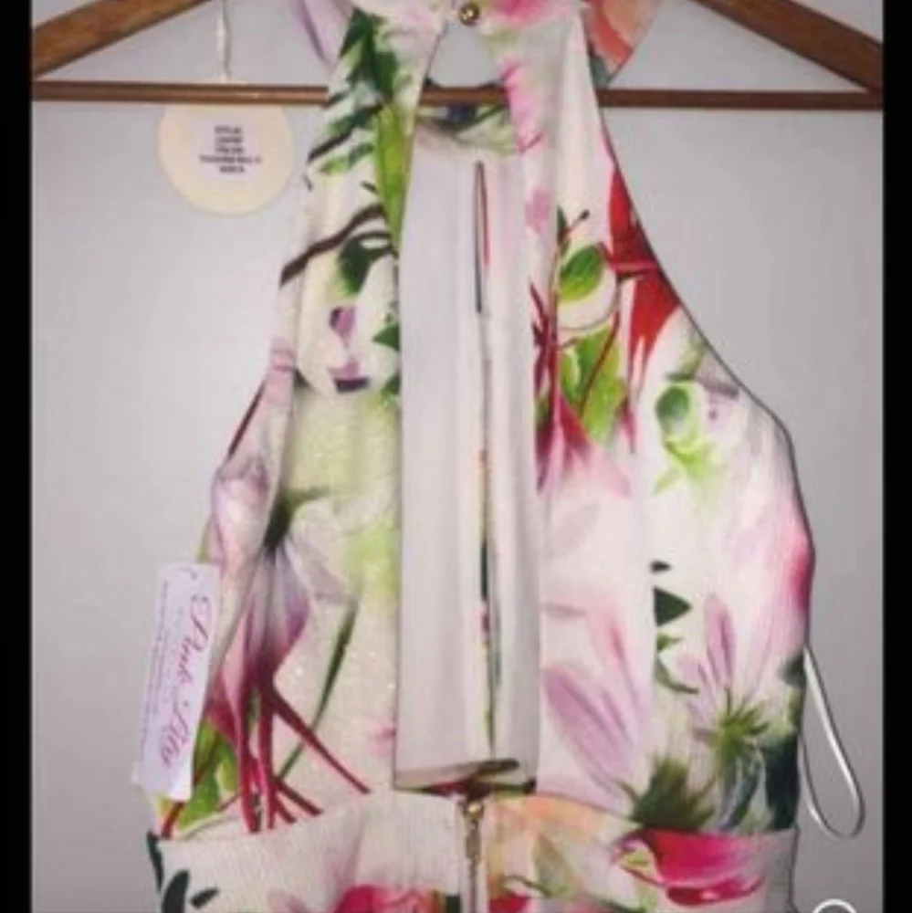 Radiant garden floral Halter Dress New With Tags Fit and flare - Picture 3 of 10